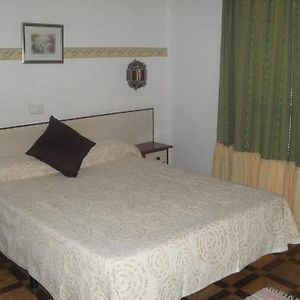 Habitación Económica con 2 Camas Individuales